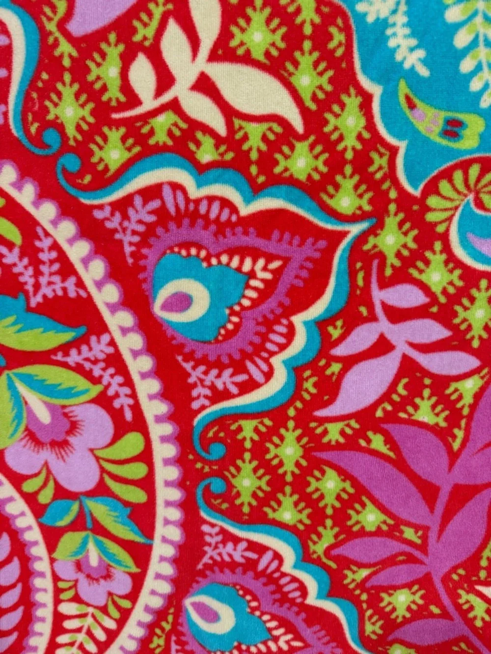 Vera Bradley Beach Towel in Paisley In Paradise Pink Lime Green OS